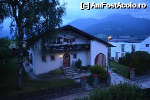 [P12] Igls, Austria. Hotel Sonnenhof Bed & Breakfast. Peisajul din balcon » foto by unq
 - 
<span class="allrVoted glyphicon glyphicon-heart hidden" id="av479149"></span>
<a class="m-l-10 hidden" id="sv479149" onclick="voting_Foto_DelVot(,479149,15649)" role="button">șterge vot <span class="glyphicon glyphicon-remove"></span></a>
<a id="v9479149" class=" c-red"  onclick="voting_Foto_SetVot(479149)" role="button"><span class="glyphicon glyphicon-heart-empty"></span> <b>LIKE</b> = Votează poza</a> <img class="hidden"  id="f479149W9" src="/imagini/loader.gif" border="0" /><span class="AjErrMes hidden" id="e479149ErM"></span>