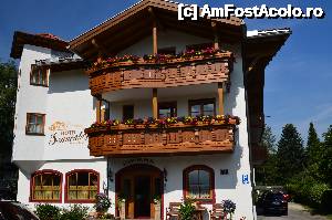 [P03] Igls, Austria. Hotel Sonnenhof Bed & Breakfast.  » foto by unq
 - 
<span class="allrVoted glyphicon glyphicon-heart hidden" id="av479140"></span>
<a class="m-l-10 hidden" id="sv479140" onclick="voting_Foto_DelVot(,479140,15649)" role="button">șterge vot <span class="glyphicon glyphicon-remove"></span></a>
<a id="v9479140" class=" c-red"  onclick="voting_Foto_SetVot(479140)" role="button"><span class="glyphicon glyphicon-heart-empty"></span> <b>LIKE</b> = Votează poza</a> <img class="hidden"  id="f479140W9" src="/imagini/loader.gif" border="0" /><span class="AjErrMes hidden" id="e479140ErM"></span>