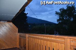 [P09] Igls, Austria. Hotel Sonnenhof Bed & Breakfast. Camera triplă, balconul.  » foto by unq
 - 
<span class="allrVoted glyphicon glyphicon-heart hidden" id="av479146"></span>
<a class="m-l-10 hidden" id="sv479146" onclick="voting_Foto_DelVot(,479146,15649)" role="button">șterge vot <span class="glyphicon glyphicon-remove"></span></a>
<a id="v9479146" class=" c-red"  onclick="voting_Foto_SetVot(479146)" role="button"><span class="glyphicon glyphicon-heart-empty"></span> <b>LIKE</b> = Votează poza</a> <img class="hidden"  id="f479146W9" src="/imagini/loader.gif" border="0" /><span class="AjErrMes hidden" id="e479146ErM"></span>