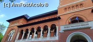 [P01] Clădirea Muzeului. » foto by tata123 🔱
 - 
<span class="allrVoted glyphicon glyphicon-heart hidden" id="av1502398"></span>
<a class="m-l-10 hidden" id="sv1502398" onclick="voting_Foto_DelVot(,1502398,15672)" role="button">șterge vot <span class="glyphicon glyphicon-remove"></span></a>
<a id="v91502398" class=" c-red"  onclick="voting_Foto_SetVot(1502398)" role="button"><span class="glyphicon glyphicon-heart-empty"></span> <b>LIKE</b> = Votează poza</a> <img class="hidden"  id="f1502398W9" src="/imagini/loader.gif" border="0" /><span class="AjErrMes hidden" id="e1502398ErM"></span>