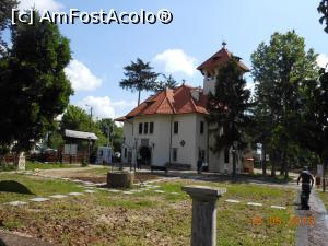 [P19] Muzeul de Artă Veche Apuseană 'Ing. Dumitru Furnică - Minovici'. Din curtea casei se vede Vila cu clopoței.  » foto by iulianic
 - 
<span class="allrVoted glyphicon glyphicon-heart hidden" id="av740761"></span>
<a class="m-l-10 hidden" id="sv740761" onclick="voting_Foto_DelVot(,740761,15684)" role="button">șterge vot <span class="glyphicon glyphicon-remove"></span></a>
<a id="v9740761" class=" c-red"  onclick="voting_Foto_SetVot(740761)" role="button"><span class="glyphicon glyphicon-heart-empty"></span> <b>LIKE</b> = Votează poza</a> <img class="hidden"  id="f740761W9" src="/imagini/loader.gif" border="0" /><span class="AjErrMes hidden" id="e740761ErM"></span>