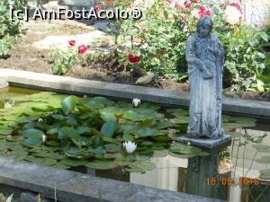 [P21] Muzeul de Artă Veche Apuseană 'Ing. Dumitru Furnică - Minovici'. În grădină.  » foto by iulianic
 - 
<span class="allrVoted glyphicon glyphicon-heart hidden" id="av740763"></span>
<a class="m-l-10 hidden" id="sv740763" onclick="voting_Foto_DelVot(,740763,15684)" role="button">șterge vot <span class="glyphicon glyphicon-remove"></span></a>
<a id="v9740763" class=" c-red"  onclick="voting_Foto_SetVot(740763)" role="button"><span class="glyphicon glyphicon-heart-empty"></span> <b>LIKE</b> = Votează poza</a> <img class="hidden"  id="f740763W9" src="/imagini/loader.gif" border="0" /><span class="AjErrMes hidden" id="e740763ErM"></span>