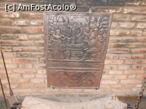[P27] Muzeul de Artă Veche Apuseană 'Ing. Dumitru Furnică - Minovici'. Șemineu, detaliu.  » foto by iulianic
 - 
<span class="allrVoted glyphicon glyphicon-heart hidden" id="av740769"></span>
<a class="m-l-10 hidden" id="sv740769" onclick="voting_Foto_DelVot(,740769,15684)" role="button">șterge vot <span class="glyphicon glyphicon-remove"></span></a>
<a id="v9740769" class=" c-red"  onclick="voting_Foto_SetVot(740769)" role="button"><span class="glyphicon glyphicon-heart-empty"></span> <b>LIKE</b> = Votează poza</a> <img class="hidden"  id="f740769W9" src="/imagini/loader.gif" border="0" /><span class="AjErrMes hidden" id="e740769ErM"></span>