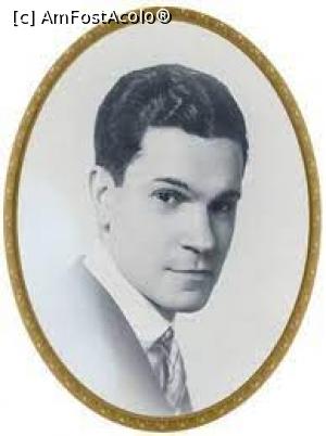 [P22] Dumitru Furnică Minovici » foto by Michi <span class="label label-default labelC_thin small">NEVOTABILĂ</span>