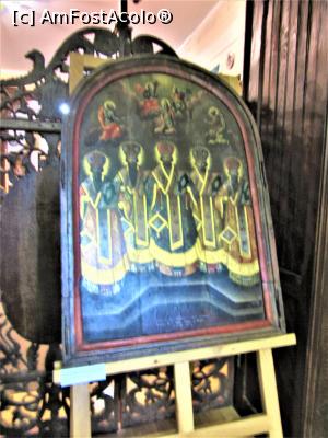 [P36] Capela, icoană pe sticlă » foto by Michi
 - 
<span class="allrVoted glyphicon glyphicon-heart hidden" id="av1369346"></span>
<a class="m-l-10 hidden" id="sv1369346" onclick="voting_Foto_DelVot(,1369346,15684)" role="button">șterge vot <span class="glyphicon glyphicon-remove"></span></a>
<a id="v91369346" class=" c-red"  onclick="voting_Foto_SetVot(1369346)" role="button"><span class="glyphicon glyphicon-heart-empty"></span> <b>LIKE</b> = Votează poza</a> <img class="hidden"  id="f1369346W9" src="/imagini/loader.gif" border="0" /><span class="AjErrMes hidden" id="e1369346ErM"></span>