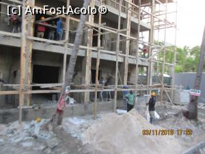 [P25] se mai construieste ceva la intrarea in resort.  » foto by adri-nico
 - 
<span class="allrVoted glyphicon glyphicon-heart hidden" id="av815783"></span>
<a class="m-l-10 hidden" id="sv815783" onclick="voting_Foto_DelVot(,815783,15723)" role="button">șterge vot <span class="glyphicon glyphicon-remove"></span></a>
<a id="v9815783" class=" c-red"  onclick="voting_Foto_SetVot(815783)" role="button"><span class="glyphicon glyphicon-heart-empty"></span> <b>LIKE</b> = Votează poza</a> <img class="hidden"  id="f815783W9" src="/imagini/loader.gif" border="0" /><span class="AjErrMes hidden" id="e815783ErM"></span>