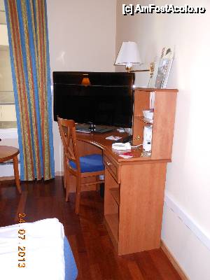 [P09] Thon Hotel Nordlys - Bodø » foto by iulianic
 - 
<span class="allrVoted glyphicon glyphicon-heart hidden" id="av483083"></span>
<a class="m-l-10 hidden" id="sv483083" onclick="voting_Foto_DelVot(,483083,15744)" role="button">șterge vot <span class="glyphicon glyphicon-remove"></span></a>
<a id="v9483083" class=" c-red"  onclick="voting_Foto_SetVot(483083)" role="button"><span class="glyphicon glyphicon-heart-empty"></span> <b>LIKE</b> = Votează poza</a> <img class="hidden"  id="f483083W9" src="/imagini/loader.gif" border="0" /><span class="AjErrMes hidden" id="e483083ErM"></span>