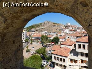 [P04] Piaţa centrală din Çeşme văzută din fortăreaţa medievală » foto by irinad
 - 
<span class="allrVoted glyphicon glyphicon-heart hidden" id="av1112048"></span>
<a class="m-l-10 hidden" id="sv1112048" onclick="voting_Foto_DelVot(,1112048,15802)" role="button">șterge vot <span class="glyphicon glyphicon-remove"></span></a>
<a id="v91112048" class=" c-red"  onclick="voting_Foto_SetVot(1112048)" role="button"><span class="glyphicon glyphicon-heart-empty"></span> <b>LIKE</b> = Votează poza</a> <img class="hidden"  id="f1112048W9" src="/imagini/loader.gif" border="0" /><span class="AjErrMes hidden" id="e1112048ErM"></span>