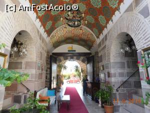 [P41] În caravanserai, aproape de ieşire » foto by irinad
 - 
<span class="allrVoted glyphicon glyphicon-heart hidden" id="av1119259"></span>
<a class="m-l-10 hidden" id="sv1119259" onclick="voting_Foto_DelVot(,1119259,15802)" role="button">șterge vot <span class="glyphicon glyphicon-remove"></span></a>
<a id="v91119259" class=" c-red"  onclick="voting_Foto_SetVot(1119259)" role="button"><span class="glyphicon glyphicon-heart-empty"></span> <b>LIKE</b> = Votează poza</a> <img class="hidden"  id="f1119259W9" src="/imagini/loader.gif" border="0" /><span class="AjErrMes hidden" id="e1119259ErM"></span>