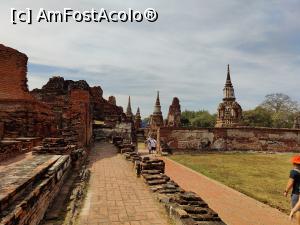 [P61] Wat Mahathat » foto by crismis
 - 
<span class="allrVoted glyphicon glyphicon-heart hidden" id="av1359861"></span>
<a class="m-l-10 hidden" id="sv1359861" onclick="voting_Foto_DelVot(,1359861,15806)" role="button">șterge vot <span class="glyphicon glyphicon-remove"></span></a>
<a id="v91359861" class=" c-red"  onclick="voting_Foto_SetVot(1359861)" role="button"><span class="glyphicon glyphicon-heart-empty"></span> <b>LIKE</b> = Votează poza</a> <img class="hidden"  id="f1359861W9" src="/imagini/loader.gif" border="0" /><span class="AjErrMes hidden" id="e1359861ErM"></span>