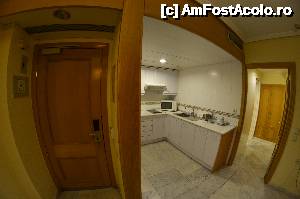 [P06] Intrarea in apartament » foto by Muffin2009*
 - 
<span class="allrVoted glyphicon glyphicon-heart hidden" id="av486649"></span>
<a class="m-l-10 hidden" id="sv486649" onclick="voting_Foto_DelVot(,486649,15830)" role="button">șterge vot <span class="glyphicon glyphicon-remove"></span></a>
<a id="v9486649" class=" c-red"  onclick="voting_Foto_SetVot(486649)" role="button"><span class="glyphicon glyphicon-heart-empty"></span> <b>LIKE</b> = Votează poza</a> <img class="hidden"  id="f486649W9" src="/imagini/loader.gif" border="0" /><span class="AjErrMes hidden" id="e486649ErM"></span>