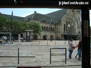 [P18] Place de Gaulle si Gara imperiala, prin ochii trenuletului » foto by mireille
 - 
<span class="allrVoted glyphicon glyphicon-heart hidden" id="av677204"></span>
<a class="m-l-10 hidden" id="sv677204" onclick="voting_Foto_DelVot(,677204,15835)" role="button">șterge vot <span class="glyphicon glyphicon-remove"></span></a>
<a id="v9677204" class=" c-red"  onclick="voting_Foto_SetVot(677204)" role="button"><span class="glyphicon glyphicon-heart-empty"></span> <b>LIKE</b> = Votează poza</a> <img class="hidden"  id="f677204W9" src="/imagini/loader.gif" border="0" /><span class="AjErrMes hidden" id="e677204ErM"></span>