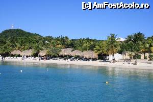 [P06] zona de plaja din west bay beach in mijlocul zilei » foto by Pami*
 - 
<span class="allrVoted glyphicon glyphicon-heart hidden" id="av487519"></span>
<a class="m-l-10 hidden" id="sv487519" onclick="voting_Foto_DelVot(,487519,15844)" role="button">șterge vot <span class="glyphicon glyphicon-remove"></span></a>
<a id="v9487519" class=" c-red"  onclick="voting_Foto_SetVot(487519)" role="button"><span class="glyphicon glyphicon-heart-empty"></span> <b>LIKE</b> = Votează poza</a> <img class="hidden"  id="f487519W9" src="/imagini/loader.gif" border="0" /><span class="AjErrMes hidden" id="e487519ErM"></span>