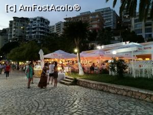 [P03] În zona de promenadă centrală » foto by crismis
 - 
<span class="allrVoted glyphicon glyphicon-heart hidden" id="av908605"></span>
<a class="m-l-10 hidden" id="sv908605" onclick="voting_Foto_DelVot(,908605,15859)" role="button">șterge vot <span class="glyphicon glyphicon-remove"></span></a>
<a id="v9908605" class=" c-red"  onclick="voting_Foto_SetVot(908605)" role="button"><span class="glyphicon glyphicon-heart-empty"></span> <b>LIKE</b> = Votează poza</a> <img class="hidden"  id="f908605W9" src="/imagini/loader.gif" border="0" /><span class="AjErrMes hidden" id="e908605ErM"></span>