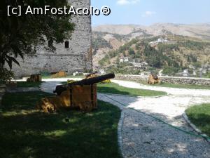 [P07] Gjirokaster » foto by GeorgeTeo
 - 
<span class="allrVoted glyphicon glyphicon-heart hidden" id="av891866"></span>
<a class="m-l-10 hidden" id="sv891866" onclick="voting_Foto_DelVot(,891866,15859)" role="button">șterge vot <span class="glyphicon glyphicon-remove"></span></a>
<a id="v9891866" class=" c-red"  onclick="voting_Foto_SetVot(891866)" role="button"><span class="glyphicon glyphicon-heart-empty"></span> <b>LIKE</b> = Votează poza</a> <img class="hidden"  id="f891866W9" src="/imagini/loader.gif" border="0" /><span class="AjErrMes hidden" id="e891866ErM"></span>