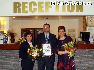 [P04] Am avut onoarea de a oferi premiul doamnei Boantă Cornelia, directorul Hotelului » foto by pepsi70ro
 - 
<span class="allrVoted glyphicon glyphicon-heart hidden" id="av500009"></span>
<a class="m-l-10 hidden" id="sv500009" onclick="voting_Foto_DelVot(,500009,15933)" role="button">șterge vot <span class="glyphicon glyphicon-remove"></span></a>
<a id="v9500009" class=" c-red"  onclick="voting_Foto_SetVot(500009)" role="button"><span class="glyphicon glyphicon-heart-empty"></span> <b>LIKE</b> = Votează poza</a> <img class="hidden"  id="f500009W9" src="/imagini/loader.gif" border="0" /><span class="AjErrMes hidden" id="e500009ErM"></span>