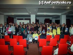 [P09] Poza de grup de la festivitatea de premiere » foto by pepsi70ro
 - 
<span class="allrVoted glyphicon glyphicon-heart hidden" id="av500014"></span>
<a class="m-l-10 hidden" id="sv500014" onclick="voting_Foto_DelVot(,500014,15933)" role="button">șterge vot <span class="glyphicon glyphicon-remove"></span></a>
<a id="v9500014" class=" c-red"  onclick="voting_Foto_SetVot(500014)" role="button"><span class="glyphicon glyphicon-heart-empty"></span> <b>LIKE</b> = Votează poza</a> <img class="hidden"  id="f500014W9" src="/imagini/loader.gif" border="0" /><span class="AjErrMes hidden" id="e500014ErM"></span>