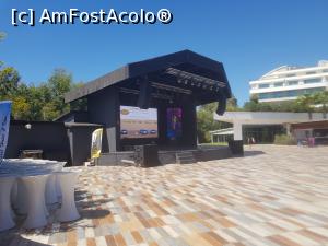 [P11] platforma amfiteatrului 1 (unde au loc showurile de seara si unde se si danseaza) » foto by gioko
 - 
<span class="allrVoted glyphicon glyphicon-heart hidden" id="av1343976"></span>
<a class="m-l-10 hidden" id="sv1343976" onclick="voting_Foto_DelVot(,1343976,15937)" role="button">șterge vot <span class="glyphicon glyphicon-remove"></span></a>
<a id="v91343976" class=" c-red"  onclick="voting_Foto_SetVot(1343976)" role="button"><span class="glyphicon glyphicon-heart-empty"></span> <b>LIKE</b> = Votează poza</a> <img class="hidden"  id="f1343976W9" src="/imagini/loader.gif" border="0" /><span class="AjErrMes hidden" id="e1343976ErM"></span>