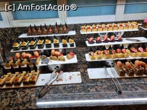 [P37] la restaurant 1 » foto by adutza_ghiocel
 - 
<span class="allrVoted glyphicon glyphicon-heart hidden" id="av1298393"></span>
<a class="m-l-10 hidden" id="sv1298393" onclick="voting_Foto_DelVot(,1298393,15940)" role="button">șterge vot <span class="glyphicon glyphicon-remove"></span></a>
<a id="v91298393" class=" c-red"  onclick="voting_Foto_SetVot(1298393)" role="button"><span class="glyphicon glyphicon-heart-empty"></span> <b>LIKE</b> = Votează poza</a> <img class="hidden"  id="f1298393W9" src="/imagini/loader.gif" border="0" /><span class="AjErrMes hidden" id="e1298393ErM"></span>