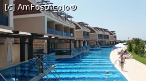 [P14] camerele lake house cu iesire direct la piscina » foto by elenaadina
 - 
<span class="allrVoted glyphicon glyphicon-heart hidden" id="av1211736"></span>
<a class="m-l-10 hidden" id="sv1211736" onclick="voting_Foto_DelVot(,1211736,15940)" role="button">șterge vot <span class="glyphicon glyphicon-remove"></span></a>
<a id="v91211736" class=" c-red"  onclick="voting_Foto_SetVot(1211736)" role="button"><span class="glyphicon glyphicon-heart-empty"></span> <b>LIKE</b> = Votează poza</a> <img class="hidden"  id="f1211736W9" src="/imagini/loader.gif" border="0" /><span class="AjErrMes hidden" id="e1211736ErM"></span>