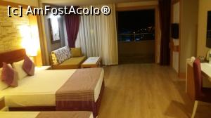 [P02] camera foarte spatioasa » foto by elenaadina
 - 
<span class="allrVoted glyphicon glyphicon-heart hidden" id="av1211724"></span>
<a class="m-l-10 hidden" id="sv1211724" onclick="voting_Foto_DelVot(,1211724,15940)" role="button">șterge vot <span class="glyphicon glyphicon-remove"></span></a>
<a id="v91211724" class=" c-red"  onclick="voting_Foto_SetVot(1211724)" role="button"><span class="glyphicon glyphicon-heart-empty"></span> <b>LIKE</b> = Votează poza</a> <img class="hidden"  id="f1211724W9" src="/imagini/loader.gif" border="0" /><span class="AjErrMes hidden" id="e1211724ErM"></span>