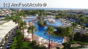 [P04] vederea din balcon ziua, jos in stanga, restaurantul » foto by elenaadina
 - 
<span class="allrVoted glyphicon glyphicon-heart hidden" id="av1211726"></span>
<a class="m-l-10 hidden" id="sv1211726" onclick="voting_Foto_DelVot(,1211726,15940)" role="button">șterge vot <span class="glyphicon glyphicon-remove"></span></a>
<a id="v91211726" class=" c-red"  onclick="voting_Foto_SetVot(1211726)" role="button"><span class="glyphicon glyphicon-heart-empty"></span> <b>LIKE</b> = Votează poza</a> <img class="hidden"  id="f1211726W9" src="/imagini/loader.gif" border="0" /><span class="AjErrMes hidden" id="e1211726ErM"></span>