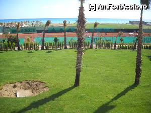 [P03] Plaja este la vreo 200-300 m. Terenurile de tenis apartin de AliBey » foto by Andox
 - 
<span class="allrVoted glyphicon glyphicon-heart hidden" id="av509150"></span>
<a class="m-l-10 hidden" id="sv509150" onclick="voting_Foto_DelVot(,509150,15946)" role="button">șterge vot <span class="glyphicon glyphicon-remove"></span></a>
<a id="v9509150" class=" c-red"  onclick="voting_Foto_SetVot(509150)" role="button"><span class="glyphicon glyphicon-heart-empty"></span> <b>LIKE</b> = Votează poza</a> <img class="hidden"  id="f509150W9" src="/imagini/loader.gif" border="0" /><span class="AjErrMes hidden" id="e509150ErM"></span>