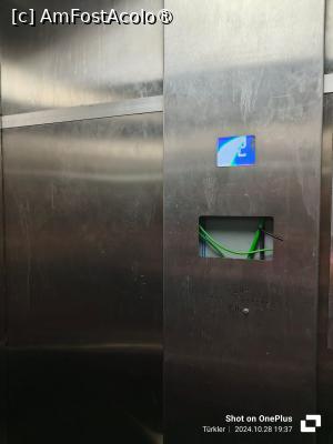 [P07] Lift distrus » foto by Danyeldany
 - 
<span class="allrVoted glyphicon glyphicon-heart hidden" id="av1455285"></span>
<a class="m-l-10 hidden" id="sv1455285" onclick="voting_Foto_DelVot(,1455285,15950)" role="button">șterge vot <span class="glyphicon glyphicon-remove"></span></a>
<a id="v91455285" class=" c-red"  onclick="voting_Foto_SetVot(1455285)" role="button"><span class="glyphicon glyphicon-heart-empty"></span> <b>LIKE</b> = Votează poza</a> <img class="hidden"  id="f1455285W9" src="/imagini/loader.gif" border="0" /><span class="AjErrMes hidden" id="e1455285ErM"></span>