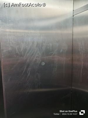 [P08] Lift neigienizat, jegos » foto by Danyeldany
 - 
<span class="allrVoted glyphicon glyphicon-heart hidden" id="av1455286"></span>
<a class="m-l-10 hidden" id="sv1455286" onclick="voting_Foto_DelVot(,1455286,15950)" role="button">șterge vot <span class="glyphicon glyphicon-remove"></span></a>
<a id="v91455286" class=" c-red"  onclick="voting_Foto_SetVot(1455286)" role="button"><span class="glyphicon glyphicon-heart-empty"></span> <b>LIKE</b> = Votează poza</a> <img class="hidden"  id="f1455286W9" src="/imagini/loader.gif" border="0" /><span class="AjErrMes hidden" id="e1455286ErM"></span>