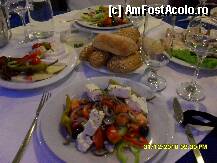 [P02] salata greceasca si painici » foto by adryana
 - 
<span class="allrVoted glyphicon glyphicon-heart hidden" id="av175919"></span>
<a class="m-l-10 hidden" id="sv175919" onclick="voting_Foto_DelVot(,175919,15990)" role="button">șterge vot <span class="glyphicon glyphicon-remove"></span></a>
<a id="v9175919" class=" c-red"  onclick="voting_Foto_SetVot(175919)" role="button"><span class="glyphicon glyphicon-heart-empty"></span> <b>LIKE</b> = Votează poza</a> <img class="hidden"  id="f175919W9" src="/imagini/loader.gif" border="0" /><span class="AjErrMes hidden" id="e175919ErM"></span>