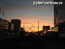 [P01] Dimineata inainte de rasarit, in fata hotelului » foto by catalinx
 - 
<span class="allrVoted glyphicon glyphicon-heart hidden" id="av494731"></span>
<a class="m-l-10 hidden" id="sv494731" onclick="voting_Foto_DelVot(,494731,16055)" role="button">șterge vot <span class="glyphicon glyphicon-remove"></span></a>
<a id="v9494731" class=" c-red"  onclick="voting_Foto_SetVot(494731)" role="button"><span class="glyphicon glyphicon-heart-empty"></span> <b>LIKE</b> = Votează poza</a> <img class="hidden"  id="f494731W9" src="/imagini/loader.gif" border="0" /><span class="AjErrMes hidden" id="e494731ErM"></span>