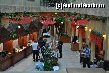[P12] Restaurantul » foto by Gabise
 - 
<span class="allrVoted glyphicon glyphicon-heart hidden" id="av495552"></span>
<a class="m-l-10 hidden" id="sv495552" onclick="voting_Foto_DelVot(,495552,16088)" role="button">șterge vot <span class="glyphicon glyphicon-remove"></span></a>
<a id="v9495552" class=" c-red"  onclick="voting_Foto_SetVot(495552)" role="button"><span class="glyphicon glyphicon-heart-empty"></span> <b>LIKE</b> = Votează poza</a> <img class="hidden"  id="f495552W9" src="/imagini/loader.gif" border="0" /><span class="AjErrMes hidden" id="e495552ErM"></span>
