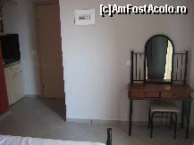 [P19] Camera in care am stat de la parter » foto by valyionsc
 - 
<span class="allrVoted glyphicon glyphicon-heart hidden" id="av497221"></span>
<a class="m-l-10 hidden" id="sv497221" onclick="voting_Foto_DelVot(,497221,16132)" role="button">șterge vot <span class="glyphicon glyphicon-remove"></span></a>
<a id="v9497221" class=" c-red"  onclick="voting_Foto_SetVot(497221)" role="button"><span class="glyphicon glyphicon-heart-empty"></span> <b>LIKE</b> = Votează poza</a> <img class="hidden"  id="f497221W9" src="/imagini/loader.gif" border="0" /><span class="AjErrMes hidden" id="e497221ErM"></span>