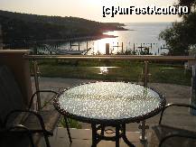 [P28] Soarele diminetii ale carui raze se reflectau in Marea Egee, privit de pe balconul nostru » foto by valyionsc
 - 
<span class="allrVoted glyphicon glyphicon-heart hidden" id="av497230"></span>
<a class="m-l-10 hidden" id="sv497230" onclick="voting_Foto_DelVot(,497230,16132)" role="button">șterge vot <span class="glyphicon glyphicon-remove"></span></a>
<a id="v9497230" class=" c-red"  onclick="voting_Foto_SetVot(497230)" role="button"><span class="glyphicon glyphicon-heart-empty"></span> <b>LIKE</b> = Votează poza</a> <img class="hidden"  id="f497230W9" src="/imagini/loader.gif" border="0" /><span class="AjErrMes hidden" id="e497230ErM"></span>
