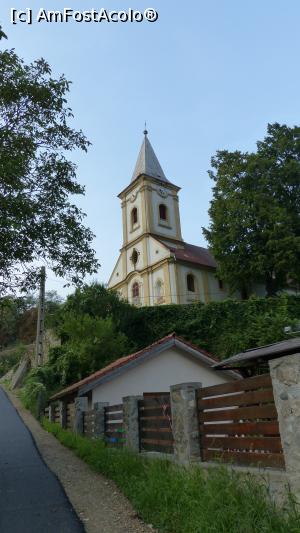 [P02] Biserica de lângă Rocker's Inn » foto by iuliaen
 - 
<span class="allrVoted glyphicon glyphicon-heart hidden" id="av843790"></span>
<a class="m-l-10 hidden" id="sv843790" onclick="voting_Foto_DelVot(,843790,16199)" role="button">șterge vot <span class="glyphicon glyphicon-remove"></span></a>
<a id="v9843790" class=" c-red"  onclick="voting_Foto_SetVot(843790)" role="button"><span class="glyphicon glyphicon-heart-empty"></span> <b>LIKE</b> = Votează poza</a> <img class="hidden"  id="f843790W9" src="/imagini/loader.gif" border="0" /><span class="AjErrMes hidden" id="e843790ErM"></span>