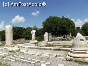 [P08] Aphrodisias: Băile lui Hadrian » foto by irinad
 - 
<span class="allrVoted glyphicon glyphicon-heart hidden" id="av1026151"></span>
<a class="m-l-10 hidden" id="sv1026151" onclick="voting_Foto_DelVot(,1026151,16202)" role="button">șterge vot <span class="glyphicon glyphicon-remove"></span></a>
<a id="v91026151" class=" c-red"  onclick="voting_Foto_SetVot(1026151)" role="button"><span class="glyphicon glyphicon-heart-empty"></span> <b>LIKE</b> = Votează poza</a> <img class="hidden"  id="f1026151W9" src="/imagini/loader.gif" border="0" /><span class="AjErrMes hidden" id="e1026151ErM"></span>