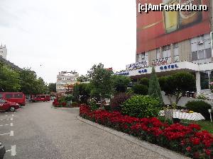 [P01] Zona ornamentală din jurul hotelului » foto by Marian Preda
 - 
<span class="allrVoted glyphicon glyphicon-heart hidden" id="av590077"></span>
<a class="m-l-10 hidden" id="sv590077" onclick="voting_Foto_DelVot(,590077,16235)" role="button">șterge vot <span class="glyphicon glyphicon-remove"></span></a>
<a id="v9590077" class=" c-red"  onclick="voting_Foto_SetVot(590077)" role="button"><span class="glyphicon glyphicon-heart-empty"></span> <b>LIKE</b> = Votează poza</a> <img class="hidden"  id="f590077W9" src="/imagini/loader.gif" border="0" /><span class="AjErrMes hidden" id="e590077ErM"></span>