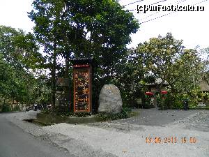 [P08] cel mai faimos restaurant din zona, la doi pasi de mawa house- cu spectacole ramayana la cina » foto by andreea72
 - 
<span class="allrVoted glyphicon glyphicon-heart hidden" id="av502277"></span>
<a class="m-l-10 hidden" id="sv502277" onclick="voting_Foto_DelVot(,502277,16250)" role="button">șterge vot <span class="glyphicon glyphicon-remove"></span></a>
<a id="v9502277" class=" c-red"  onclick="voting_Foto_SetVot(502277)" role="button"><span class="glyphicon glyphicon-heart-empty"></span> <b>LIKE</b> = Votează poza</a> <img class="hidden"  id="f502277W9" src="/imagini/loader.gif" border="0" /><span class="AjErrMes hidden" id="e502277ErM"></span>