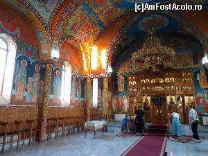 [P28] Mănăstirea Colilia - vedere interioară în biserica cu hramul ”Intrarea în Biserică a Maicii Domnului” » foto by mariana.olaru
 - 
<span class="allrVoted glyphicon glyphicon-heart hidden" id="av503263"></span>
<a class="m-l-10 hidden" id="sv503263" onclick="voting_Foto_DelVot(,503263,16273)" role="button">șterge vot <span class="glyphicon glyphicon-remove"></span></a>
<a id="v9503263" class=" c-red"  onclick="voting_Foto_SetVot(503263)" role="button"><span class="glyphicon glyphicon-heart-empty"></span> <b>LIKE</b> = Votează poza</a> <img class="hidden"  id="f503263W9" src="/imagini/loader.gif" border="0" /><span class="AjErrMes hidden" id="e503263ErM"></span>