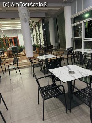 [P04] Terasa mare a restaurantului » foto by Trank
 - 
<span class="allrVoted glyphicon glyphicon-heart hidden" id="av1483963"></span>
<a class="m-l-10 hidden" id="sv1483963" onclick="voting_Foto_DelVot(,1483963,16321)" role="button">șterge vot <span class="glyphicon glyphicon-remove"></span></a>
<a id="v91483963" class=" c-red"  onclick="voting_Foto_SetVot(1483963)" role="button"><span class="glyphicon glyphicon-heart-empty"></span> <b>LIKE</b> = Votează poza</a> <img class="hidden"  id="f1483963W9" src="/imagini/loader.gif" border="0" /><span class="AjErrMes hidden" id="e1483963ErM"></span>