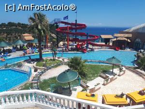 [P02] piscina de la Royal si in fata marea...  » foto by sologiuc eugen
 - 
<span class="allrVoted glyphicon glyphicon-heart hidden" id="av989081"></span>
<a class="m-l-10 hidden" id="sv989081" onclick="voting_Foto_DelVot(,989081,16330)" role="button">șterge vot <span class="glyphicon glyphicon-remove"></span></a>
<a id="v9989081" class=" c-red"  onclick="voting_Foto_SetVot(989081)" role="button"><span class="glyphicon glyphicon-heart-empty"></span> <b>LIKE</b> = Votează poza</a> <img class="hidden"  id="f989081W9" src="/imagini/loader.gif" border="0" /><span class="AjErrMes hidden" id="e989081ErM"></span>