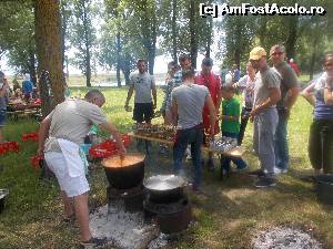 [P01] Ciorba de peste facuta chiar de patronul pensiunii » foto by Gabrielav
 - 
<span class="allrVoted glyphicon glyphicon-heart hidden" id="av637473"></span>
<a class="m-l-10 hidden" id="sv637473" onclick="voting_Foto_DelVot(,637473,16345)" role="button">șterge vot <span class="glyphicon glyphicon-remove"></span></a>
<a id="v9637473" class=" c-red"  onclick="voting_Foto_SetVot(637473)" role="button"><span class="glyphicon glyphicon-heart-empty"></span> <b>LIKE</b> = Votează poza</a> <img class="hidden"  id="f637473W9" src="/imagini/loader.gif" border="0" /><span class="AjErrMes hidden" id="e637473ErM"></span>