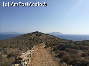[P15] Mormântul lui Homer; acolo, în vârful colinei » foto by crismis
 - 
<span class="allrVoted glyphicon glyphicon-heart hidden" id="av1036289"></span>
<a class="m-l-10 hidden" id="sv1036289" onclick="voting_Foto_DelVot(,1036289,16348)" role="button">șterge vot <span class="glyphicon glyphicon-remove"></span></a>
<a id="v91036289" class=" c-red"  onclick="voting_Foto_SetVot(1036289)" role="button"><span class="glyphicon glyphicon-heart-empty"></span> <b>LIKE</b> = Votează poza</a> <img class="hidden"  id="f1036289W9" src="/imagini/loader.gif" border="0" /><span class="AjErrMes hidden" id="e1036289ErM"></span>