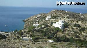 [P20] Coasta insulei Ios, in drum spre Mylopotas.  » foto by zuftim
 - 
<span class="allrVoted glyphicon glyphicon-heart hidden" id="av587953"></span>
<a class="m-l-10 hidden" id="sv587953" onclick="voting_Foto_DelVot(,587953,16348)" role="button">șterge vot <span class="glyphicon glyphicon-remove"></span></a>
<a id="v9587953" class=" c-red"  onclick="voting_Foto_SetVot(587953)" role="button"><span class="glyphicon glyphicon-heart-empty"></span> <b>LIKE</b> = Votează poza</a> <img class="hidden"  id="f587953W9" src="/imagini/loader.gif" border="0" /><span class="AjErrMes hidden" id="e587953ErM"></span>