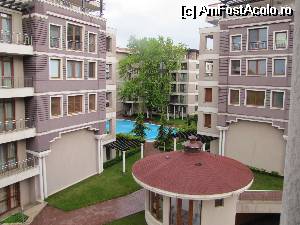 [P12] Imagine din balcon, catre curtea interioara » foto by alb1573
 - 
<span class="allrVoted glyphicon glyphicon-heart hidden" id="av508894"></span>
<a class="m-l-10 hidden" id="sv508894" onclick="voting_Foto_DelVot(,508894,16361)" role="button">șterge vot <span class="glyphicon glyphicon-remove"></span></a>
<a id="v9508894" class=" c-red"  onclick="voting_Foto_SetVot(508894)" role="button"><span class="glyphicon glyphicon-heart-empty"></span> <b>LIKE</b> = Votează poza</a> <img class="hidden"  id="f508894W9" src="/imagini/loader.gif" border="0" /><span class="AjErrMes hidden" id="e508894ErM"></span>