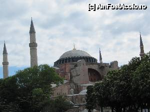 [P05] Agia Sofia - la 7 minute de mers pe jos fata de Ulas Suites » foto by alb1573
 - 
<span class="allrVoted glyphicon glyphicon-heart hidden" id="av508036"></span>
<a class="m-l-10 hidden" id="sv508036" onclick="voting_Foto_DelVot(,508036,16362)" role="button">șterge vot <span class="glyphicon glyphicon-remove"></span></a>
<a id="v9508036" class=" c-red"  onclick="voting_Foto_SetVot(508036)" role="button"><span class="glyphicon glyphicon-heart-empty"></span> <b>LIKE</b> = Votează poza</a> <img class="hidden"  id="f508036W9" src="/imagini/loader.gif" border="0" /><span class="AjErrMes hidden" id="e508036ErM"></span>