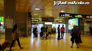 [P02] aeroportul destul de mic si de modest fata de ce ne-am imaginat » foto by elenaadina
 - 
<span class="allrVoted glyphicon glyphicon-heart hidden" id="av701372"></span>
<a class="m-l-10 hidden" id="sv701372" onclick="voting_Foto_DelVot(,701372,16364)" role="button">șterge vot <span class="glyphicon glyphicon-remove"></span></a>
<a id="v9701372" class=" c-red"  onclick="voting_Foto_SetVot(701372)" role="button"><span class="glyphicon glyphicon-heart-empty"></span> <b>LIKE</b> = Votează poza</a> <img class="hidden"  id="f701372W9" src="/imagini/loader.gif" border="0" /><span class="AjErrMes hidden" id="e701372ErM"></span>