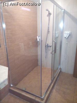 [P06] cabina de dus » foto by doria
 - 
<span class="allrVoted glyphicon glyphicon-heart hidden" id="av782971"></span>
<a class="m-l-10 hidden" id="sv782971" onclick="voting_Foto_DelVot(,782971,16385)" role="button">șterge vot <span class="glyphicon glyphicon-remove"></span></a>
<a id="v9782971" class=" c-red"  onclick="voting_Foto_SetVot(782971)" role="button"><span class="glyphicon glyphicon-heart-empty"></span> <b>LIKE</b> = Votează poza</a> <img class="hidden"  id="f782971W9" src="/imagini/loader.gif" border="0" /><span class="AjErrMes hidden" id="e782971ErM"></span>