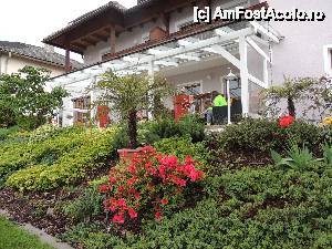 [P08] Flori, relax si curatenie: Haus Rosenheim » foto by claudiu 71
 - 
<span class="allrVoted glyphicon glyphicon-heart hidden" id="av510117"></span>
<a class="m-l-10 hidden" id="sv510117" onclick="voting_Foto_DelVot(,510117,16397)" role="button">șterge vot <span class="glyphicon glyphicon-remove"></span></a>
<a id="v9510117" class=" c-red"  onclick="voting_Foto_SetVot(510117)" role="button"><span class="glyphicon glyphicon-heart-empty"></span> <b>LIKE</b> = Votează poza</a> <img class="hidden"  id="f510117W9" src="/imagini/loader.gif" border="0" /><span class="AjErrMes hidden" id="e510117ErM"></span>