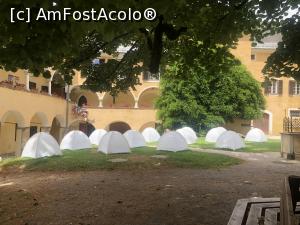[P79] Millstatt - curtea interioara a abatiei » foto by mishu
 - 
<span class="allrVoted glyphicon glyphicon-heart hidden" id="av1316066"></span>
<a class="m-l-10 hidden" id="sv1316066" onclick="voting_Foto_DelVot(,1316066,16402)" role="button">șterge vot <span class="glyphicon glyphicon-remove"></span></a>
<a id="v91316066" class=" c-red"  onclick="voting_Foto_SetVot(1316066)" role="button"><span class="glyphicon glyphicon-heart-empty"></span> <b>LIKE</b> = Votează poza</a> <img class="hidden"  id="f1316066W9" src="/imagini/loader.gif" border="0" /><span class="AjErrMes hidden" id="e1316066ErM"></span>